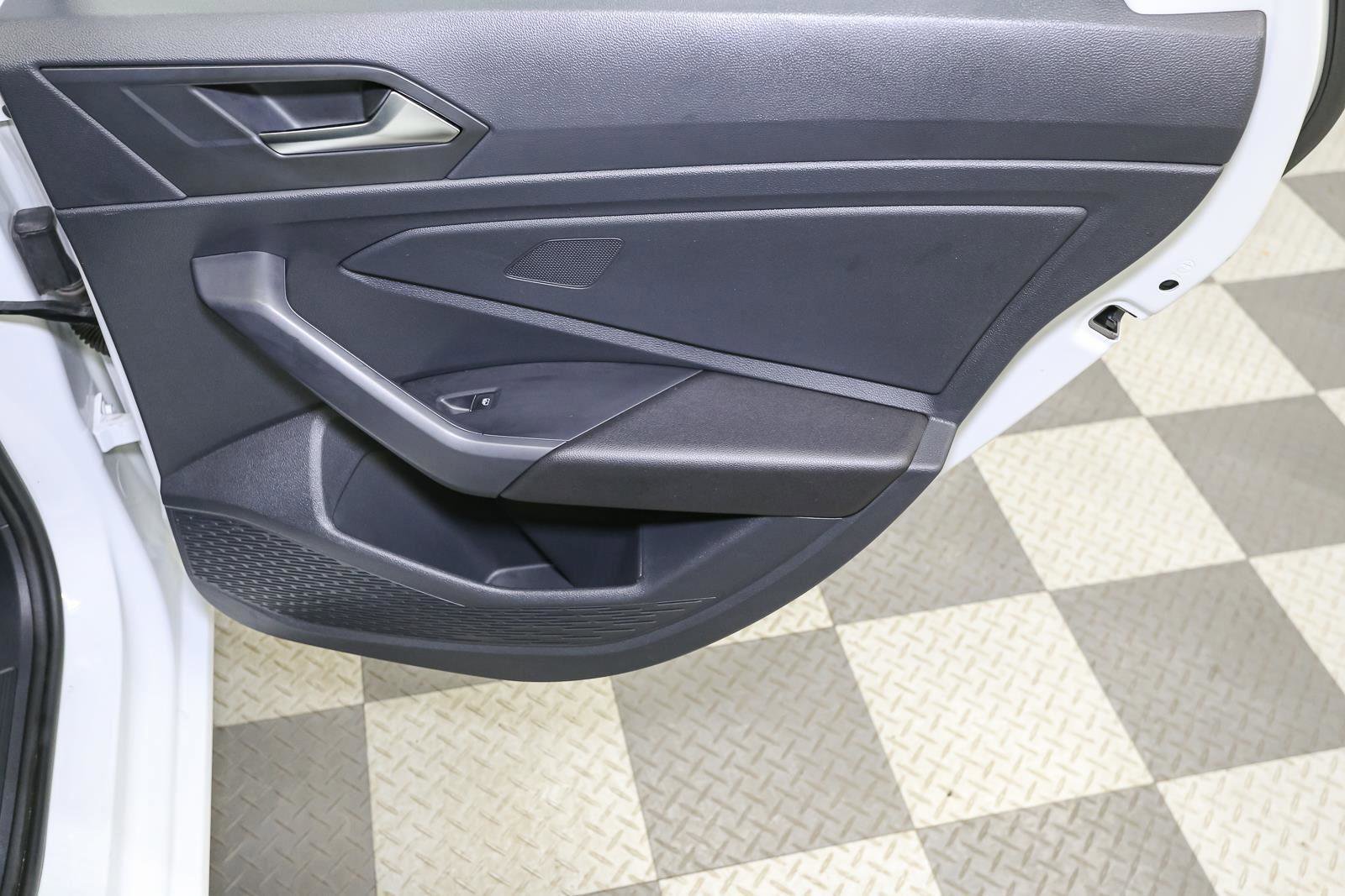 Certified 2023 Volkswagen Jetta Sport image 24