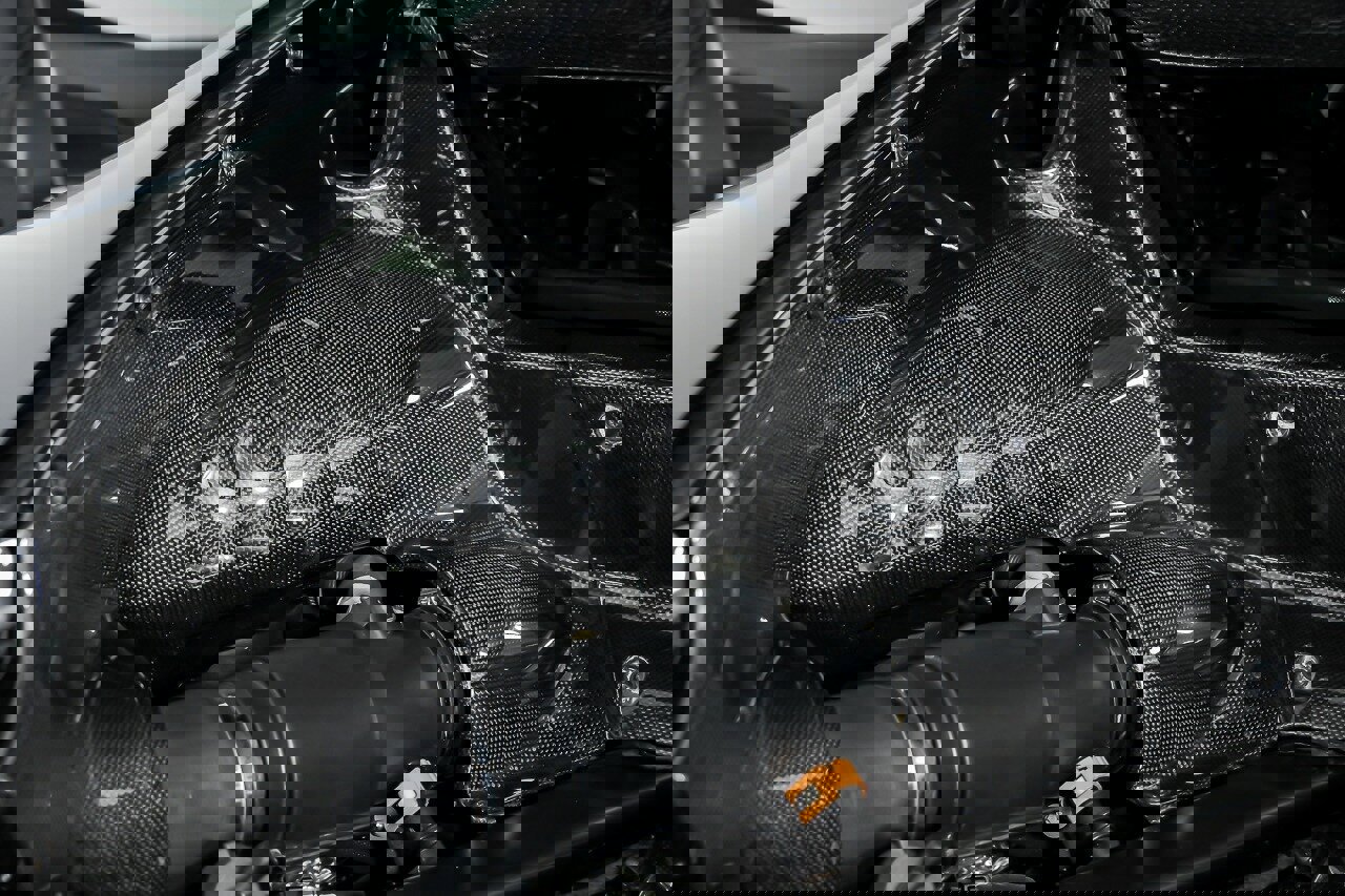 Used 2022 Ferrari SF90 Stradale AWD/4WD image 22