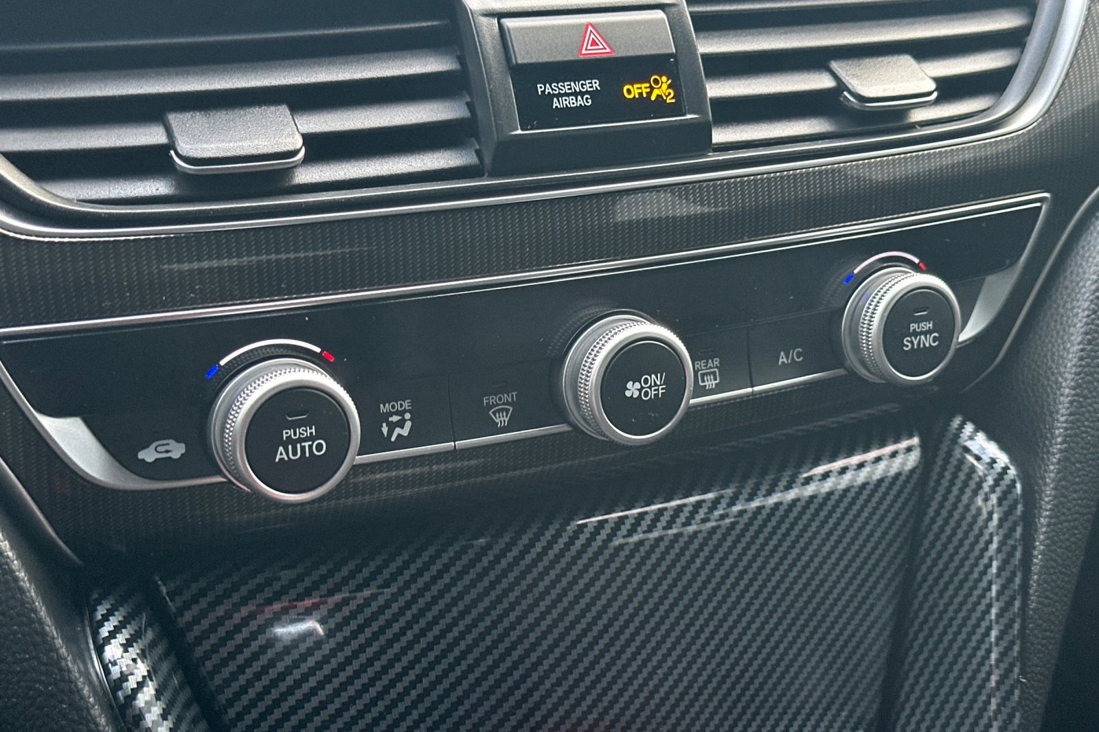 Used 2018 Honda Accord Sport image 20