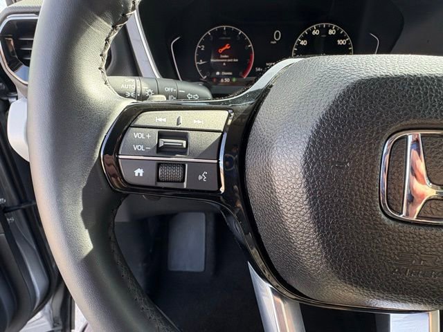 Used 2024 Honda Pilot Touring image 14
