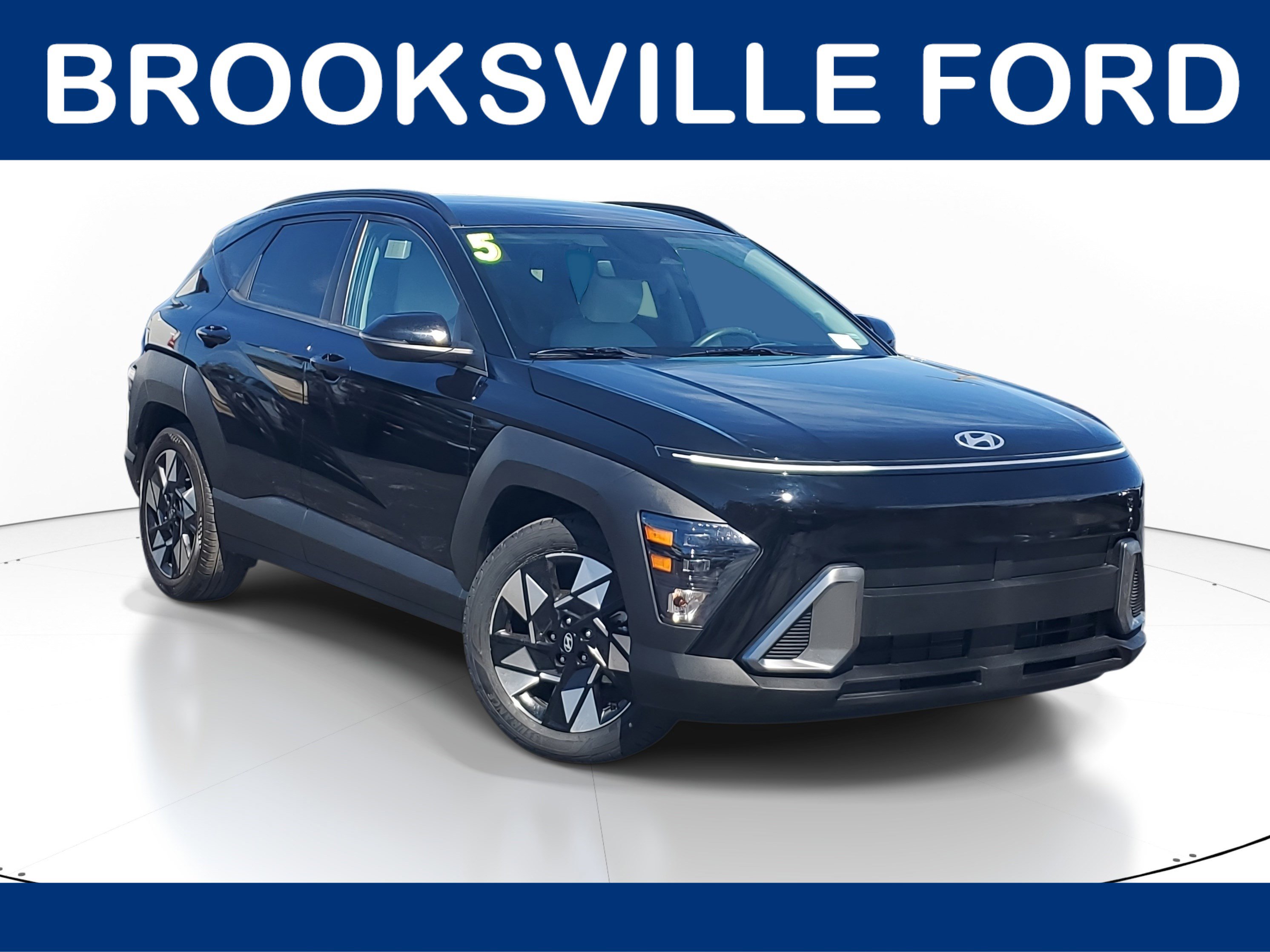Used 2025 Hyundai Kona SEL image 1