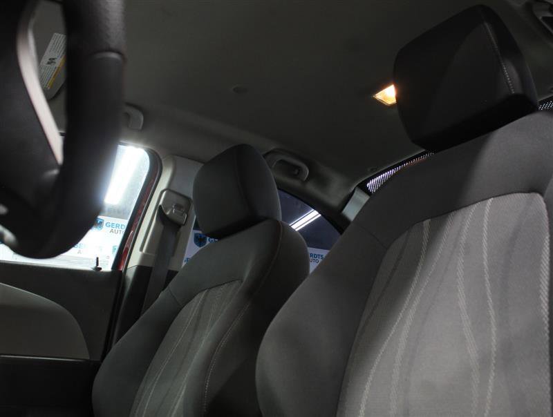 Used 2016 Chevrolet Sonic LT image 8