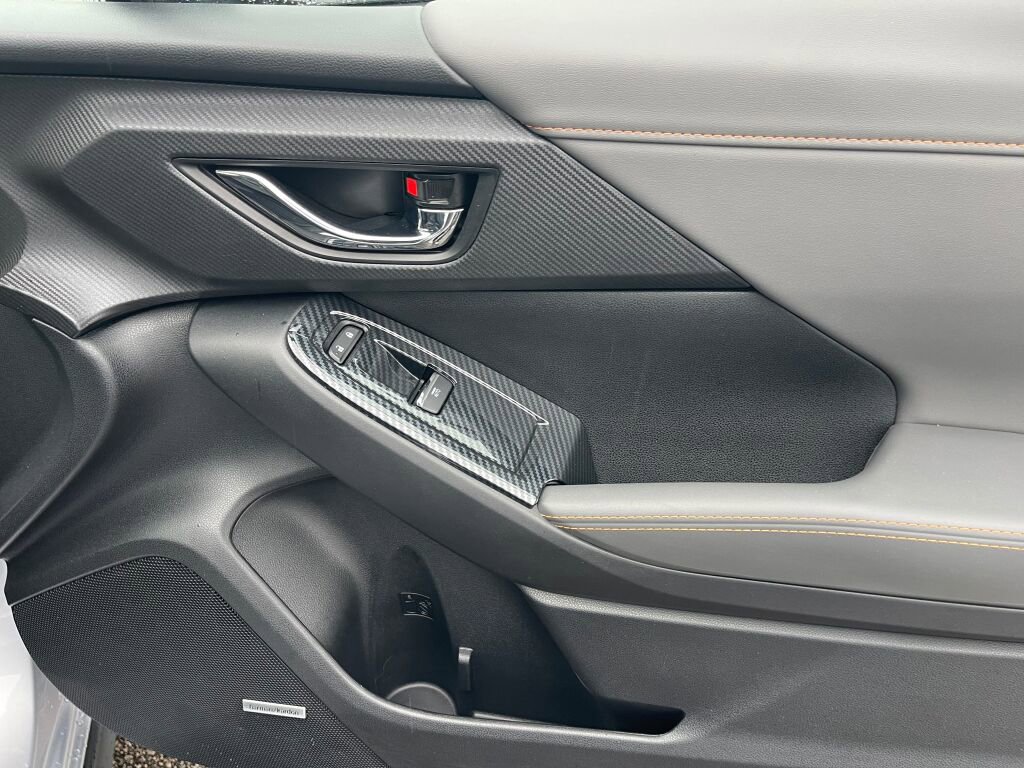 Used 2024 Subaru Crosstrek 2.5i Limited image 32