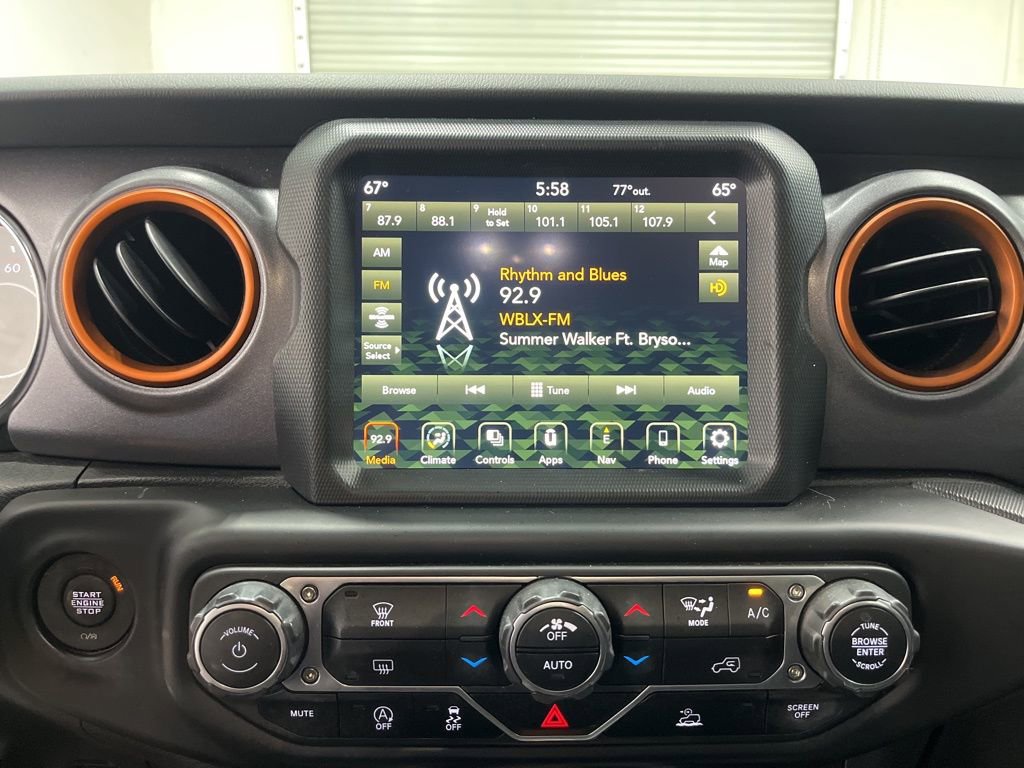 Used 2022 Jeep Gladiator Mojave w/ LED Lighting Group image 15