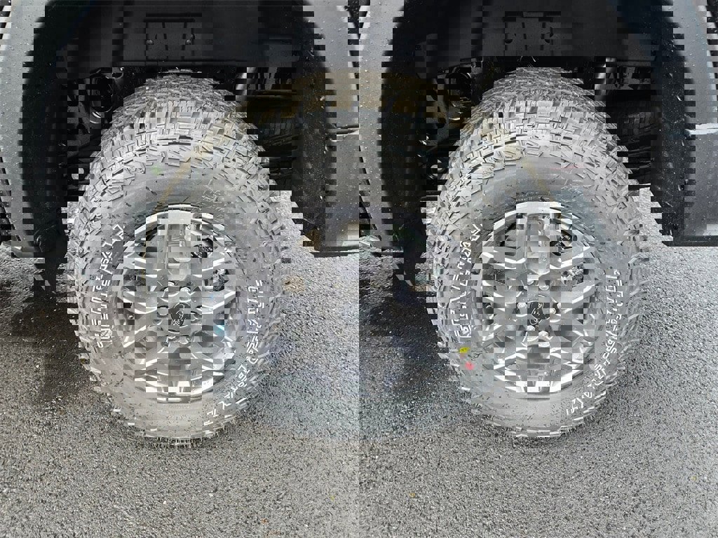 New 2025 Ford Ranger XLT w/ FX4 Off-Road Package image 9