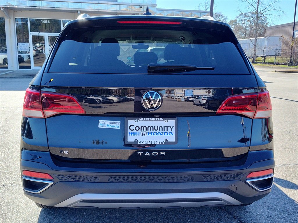 Used 2024 Volkswagen Taos SE image 7