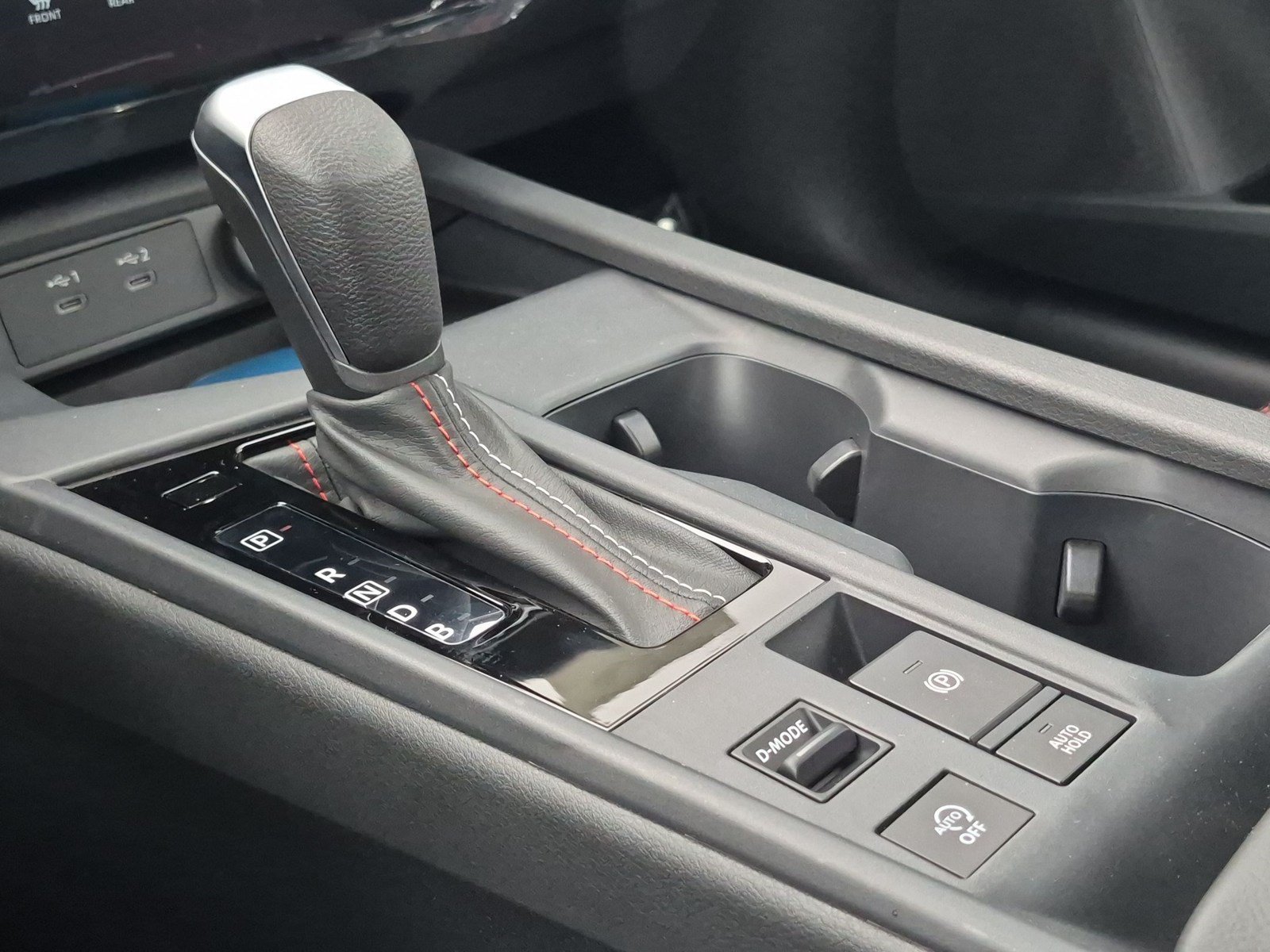 New 2027 Nissan Sentra SR w/ Floor Mat Package FWD image 18