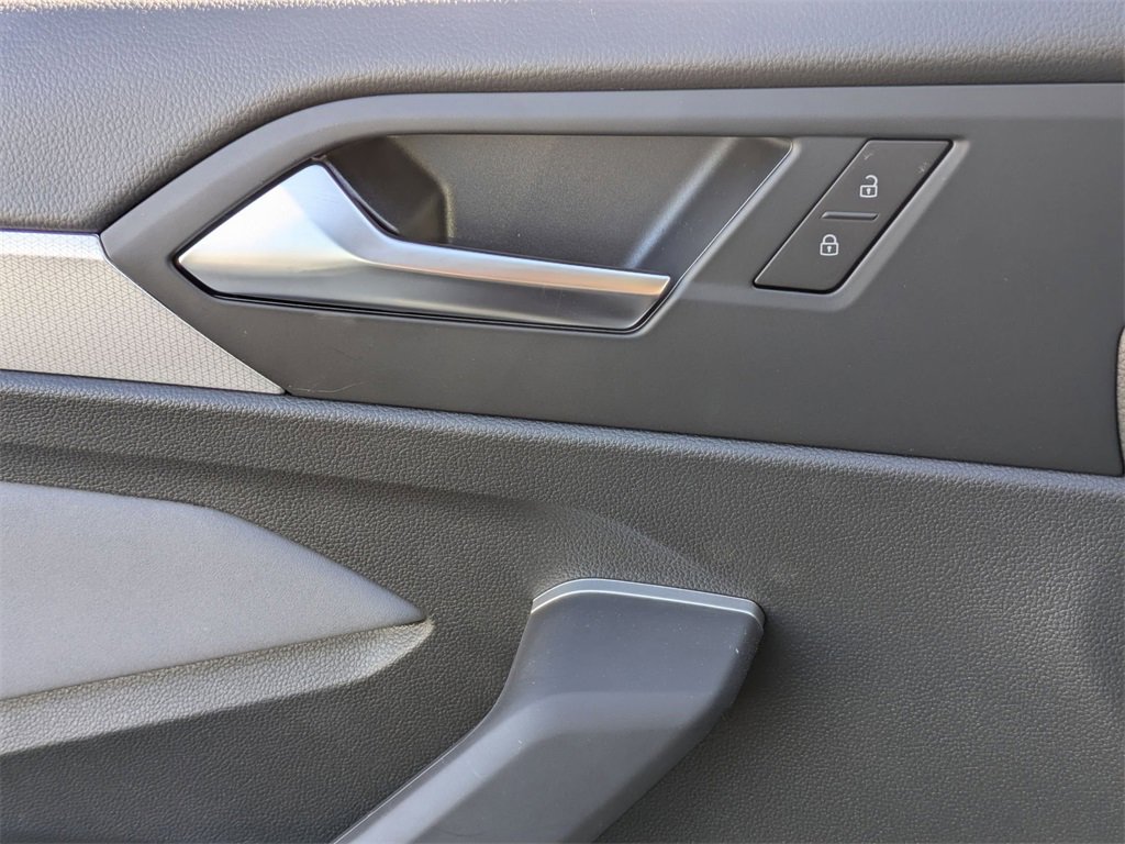 New 2026 Volkswagen Jetta SE image 11