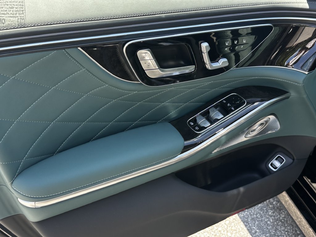 New 2027 Mercedes-Benz S 580 4MATIC Sedan image 11