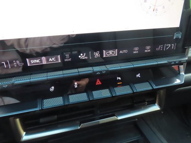 Used 2024 GMC Hummer EV 3X w/ LPO, Illumination Package AWD/4WD image 33