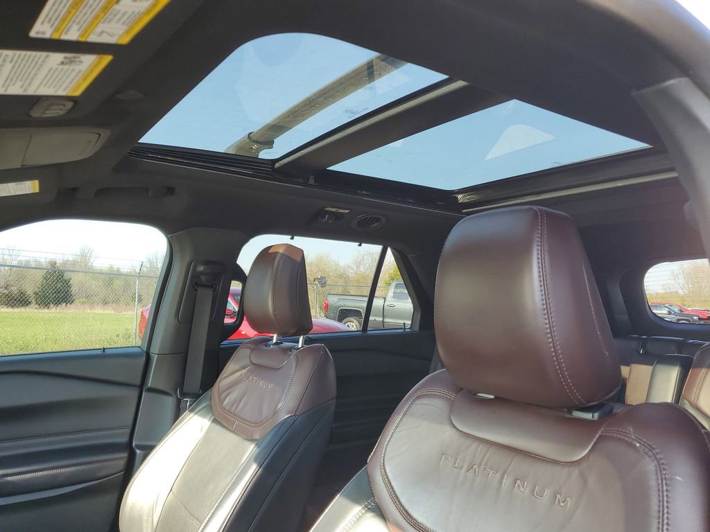 Used 2021 Ford Explorer Platinum AWD/4WD image 6