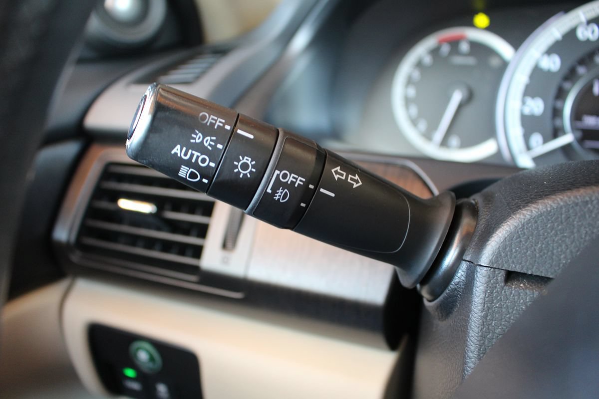 Used 2013 Honda Accord EX-L image 22