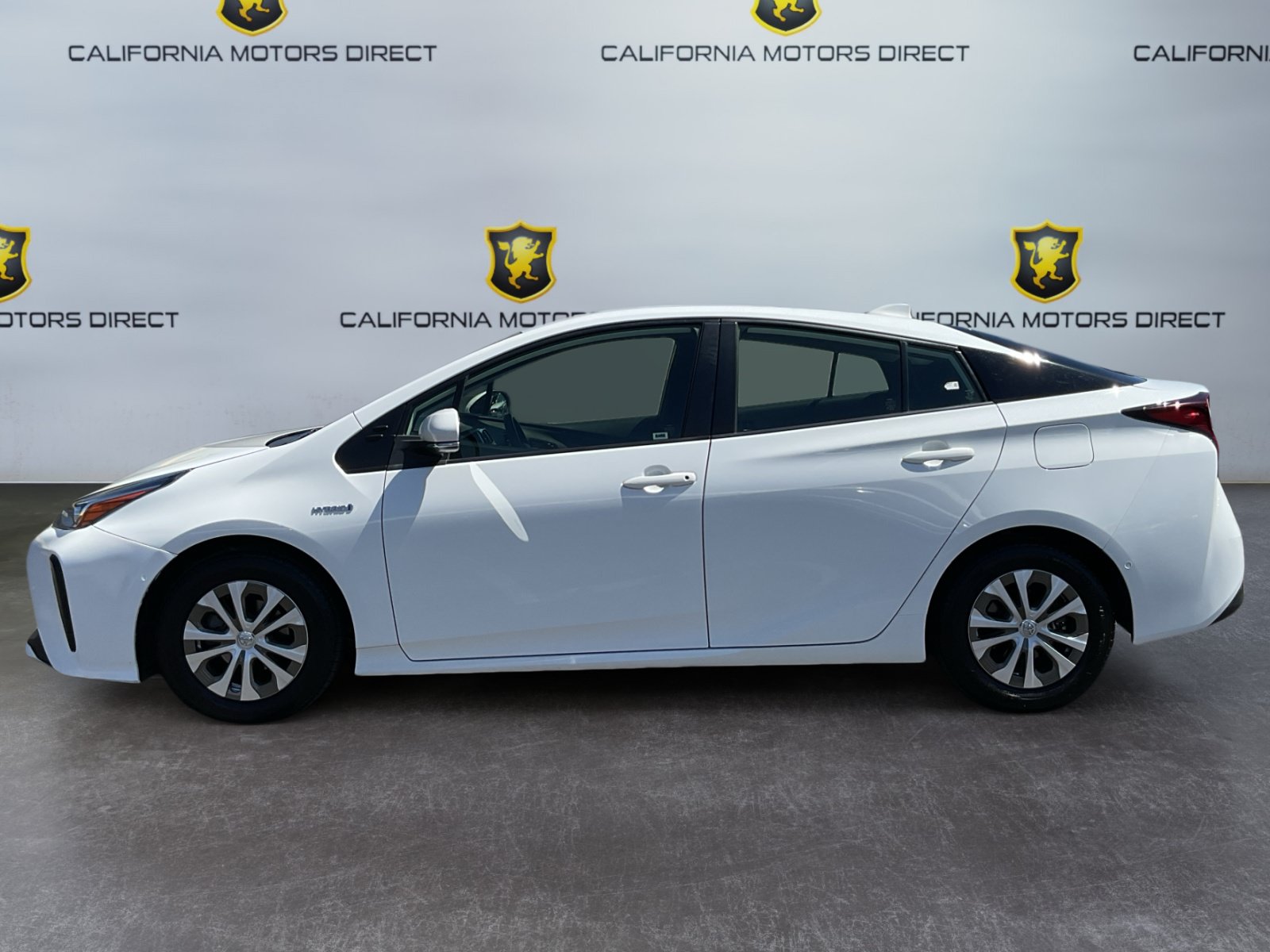 Used 2022 Toyota Prius LE FWD image 8