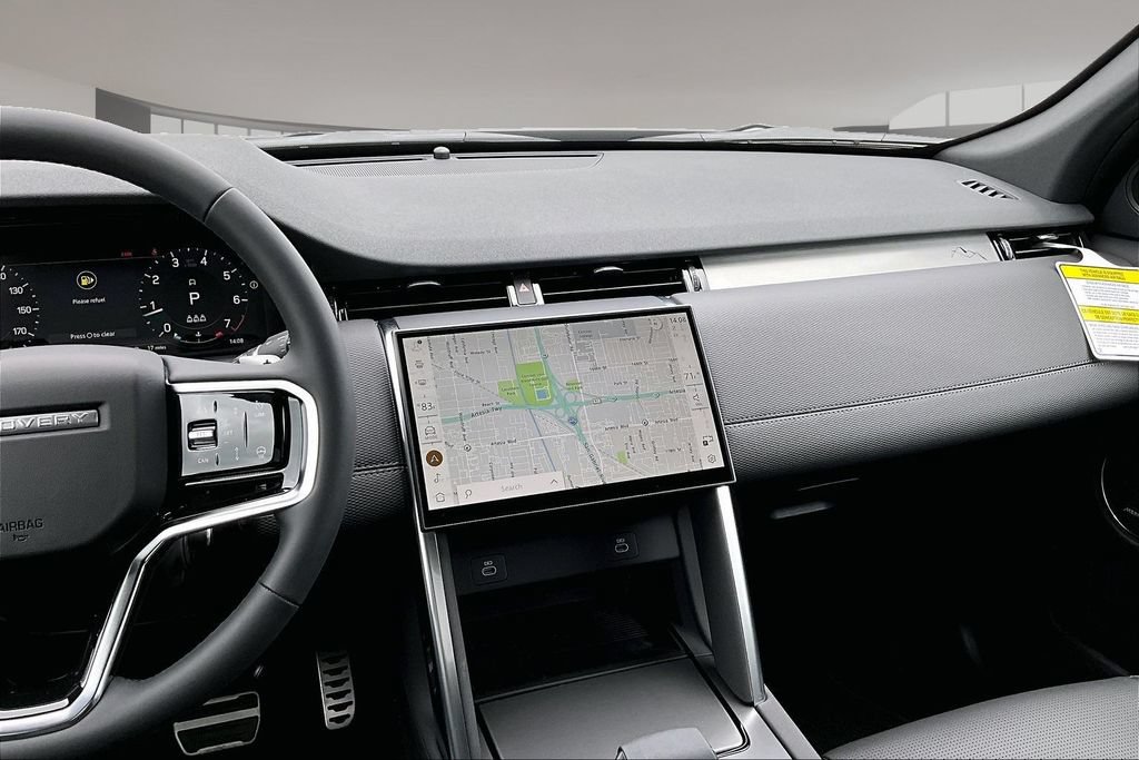 New 2026 Land Rover Discovery Sport Landmark AWD/4WD image 6