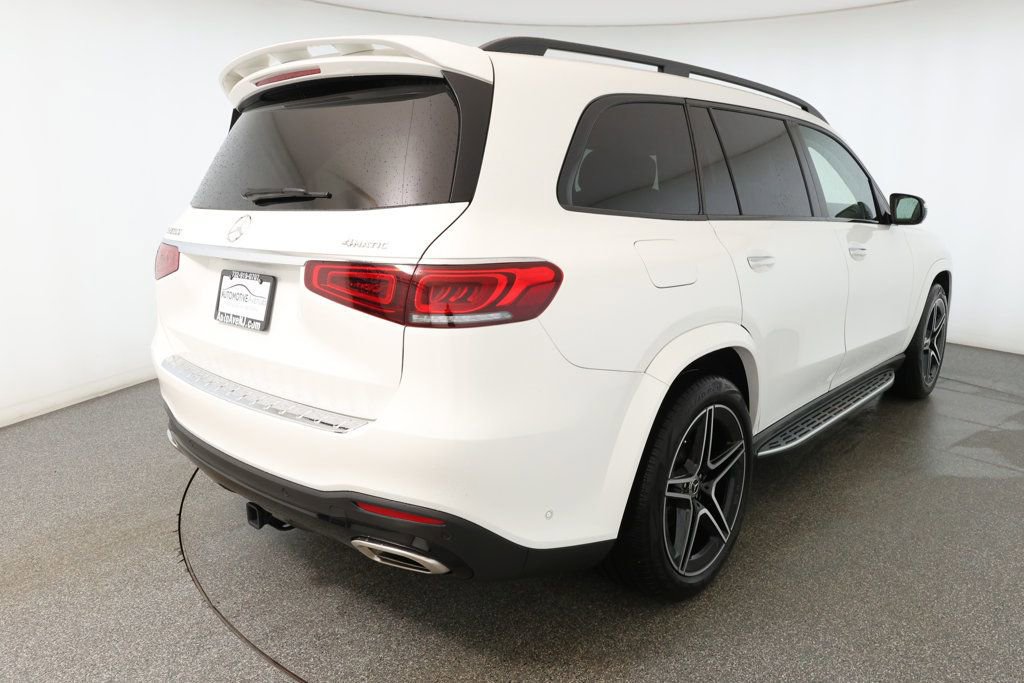 Used 2023 Mercedes-Benz GLS 580 4MATIC image 4