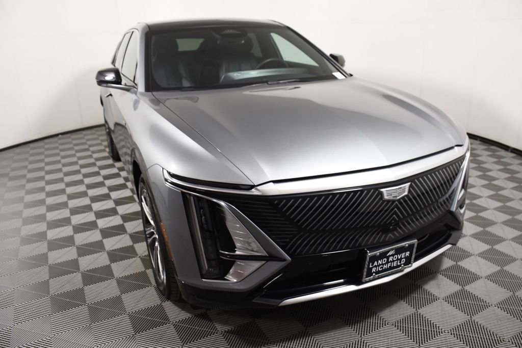 Used 2024 Cadillac Lyriq Luxury image 9