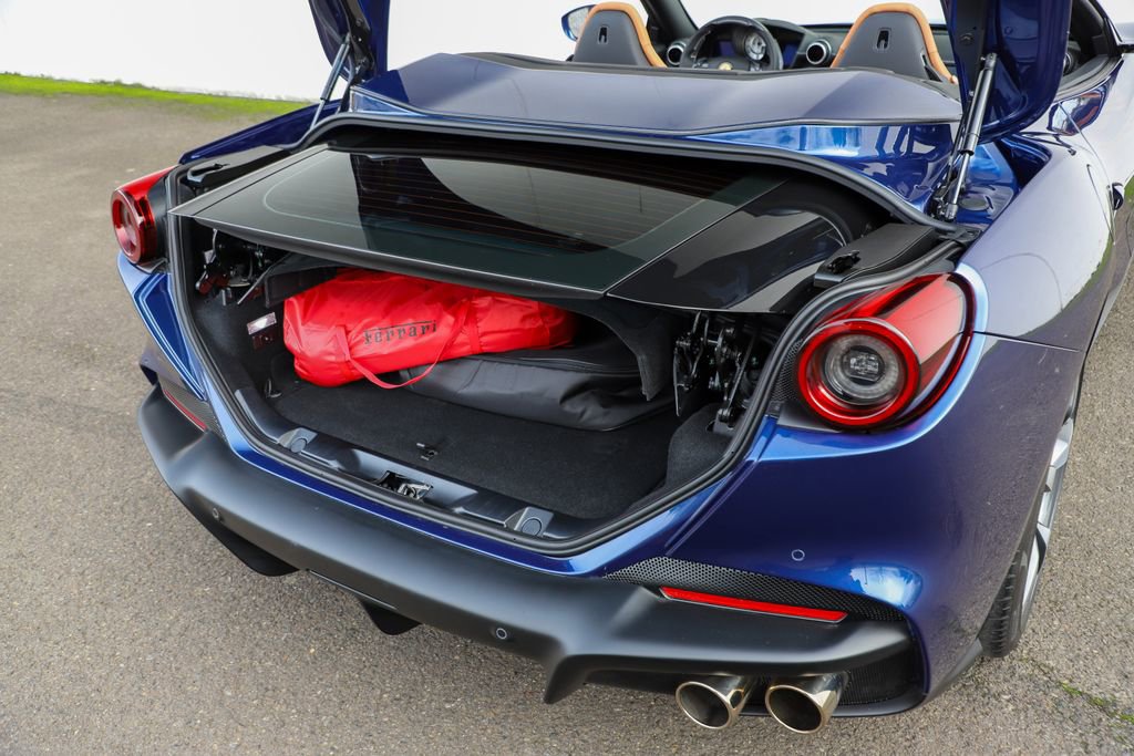 Certified 2023 Ferrari Portofino M image 14