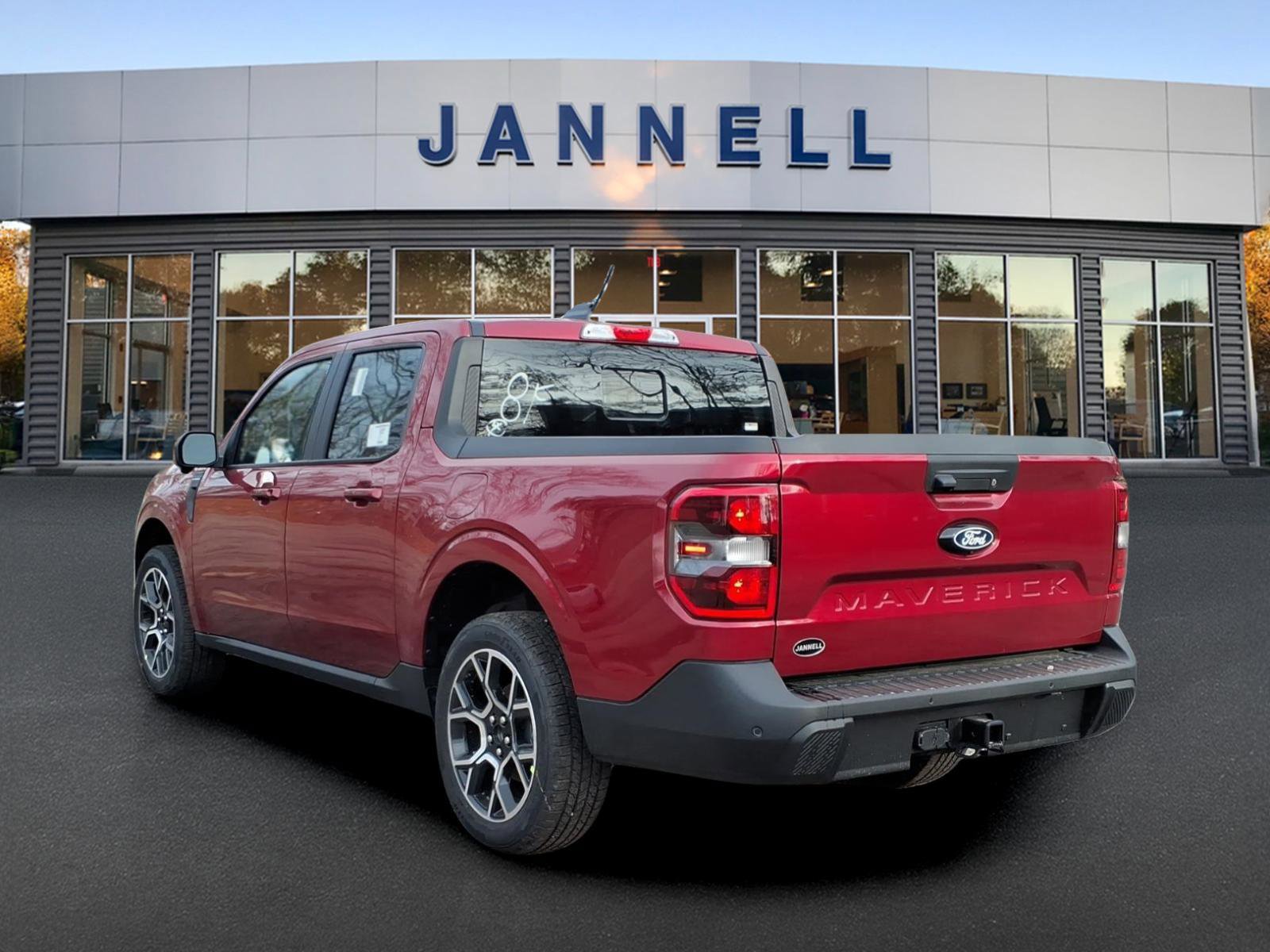 New 2026 Ford Maverick Lariat w/ 4K Tow Package image 5