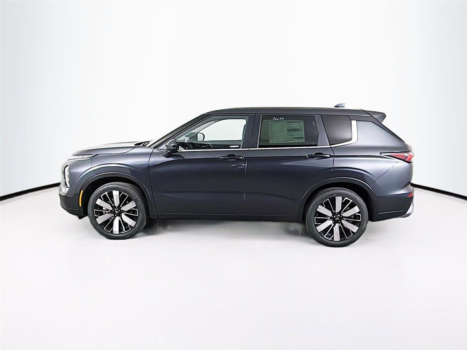 New 2026 Mitsubishi Outlander SE AWD/4WD image 4
