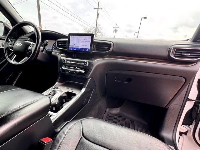 Used 2020 Ford Explorer Limited image 13