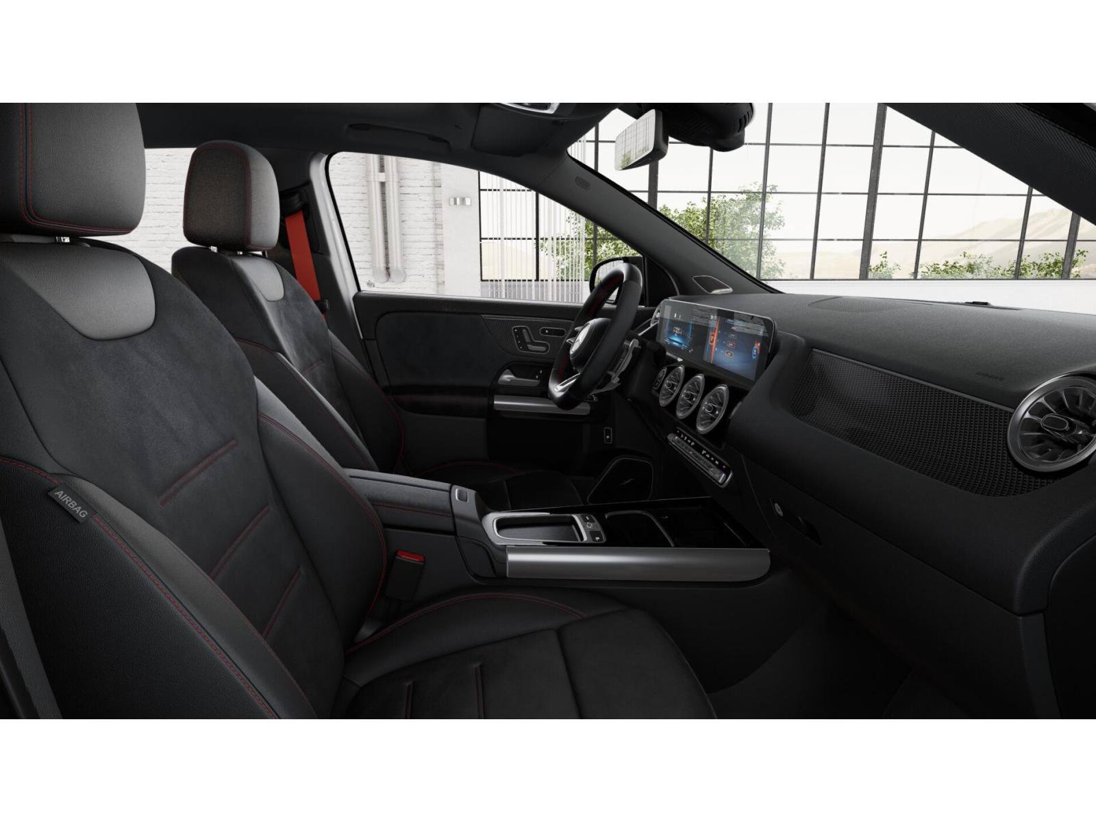 New 2026 Mercedes-Benz GLA 35 AMG 4MATIC image 4