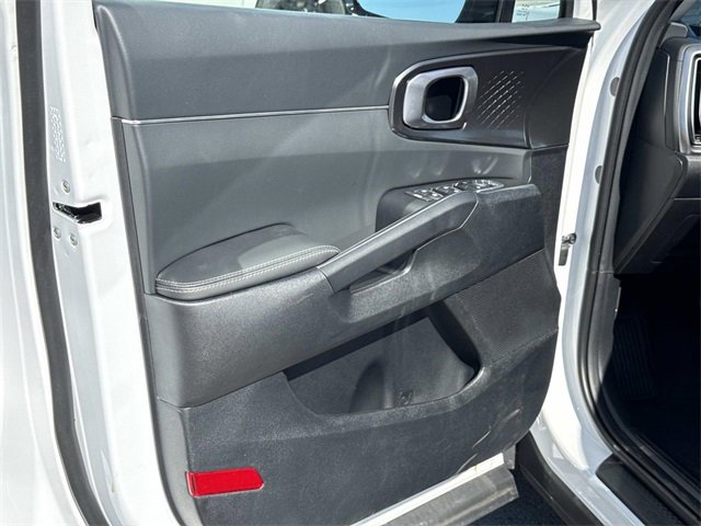 New 2026 Kia Sorento LX image 10