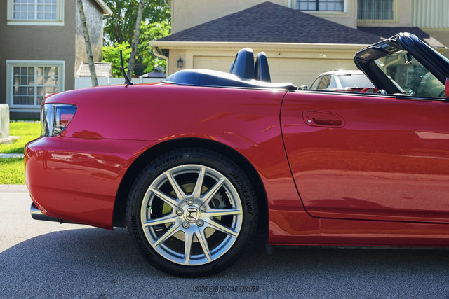 Used 2004 Honda S2000 image 10