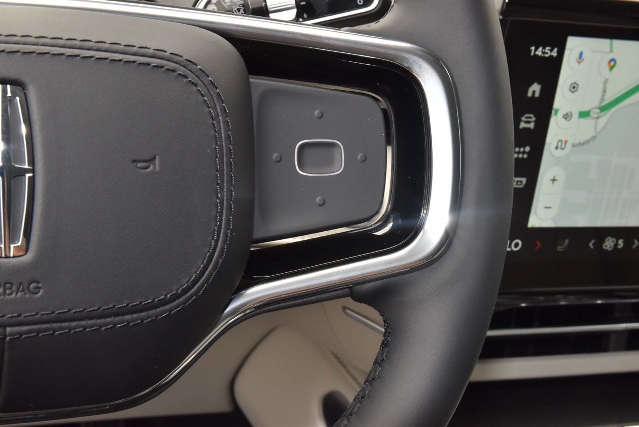 New 2026 Lincoln Nautilus Premier AWD/4WD image 31