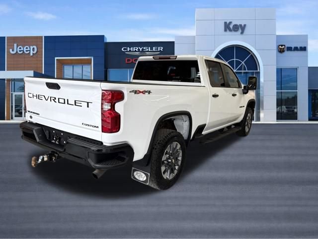 Used 2022 Chevrolet Silverado 2500 Custom w/ Custom Convenience Package AWD/4WD image 7