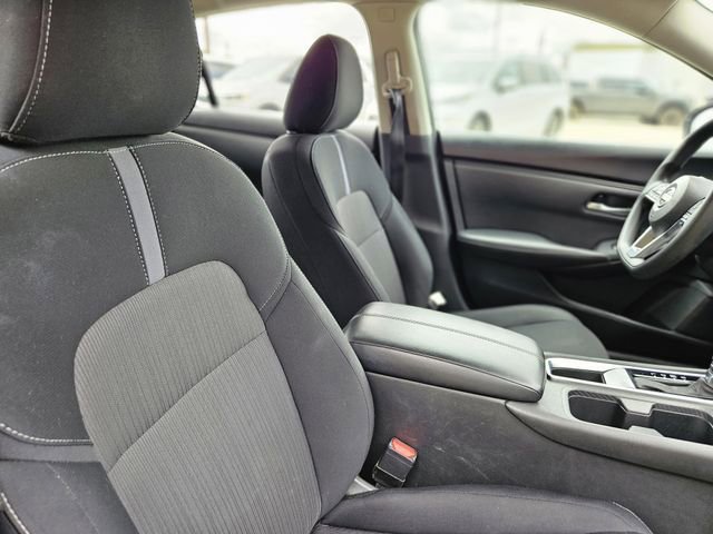 Certified 2024 Nissan Sentra SV FWD image 14