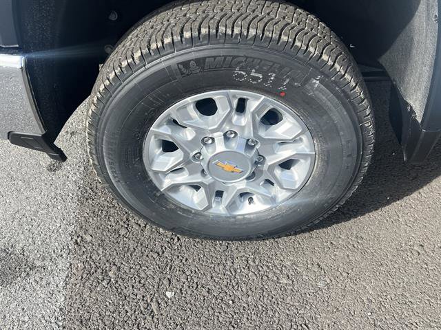 New 2026 Chevrolet Silverado 3500 LT w/ Convenience Package image 9