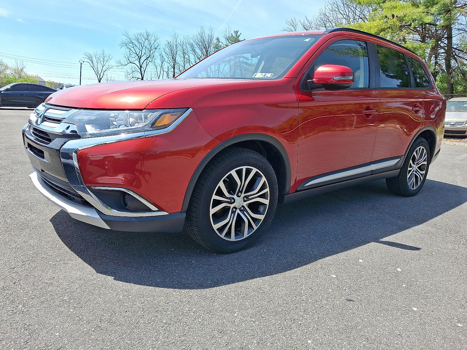 Used 2016 Mitsubishi Outlander SEL AWD/4WD image 2