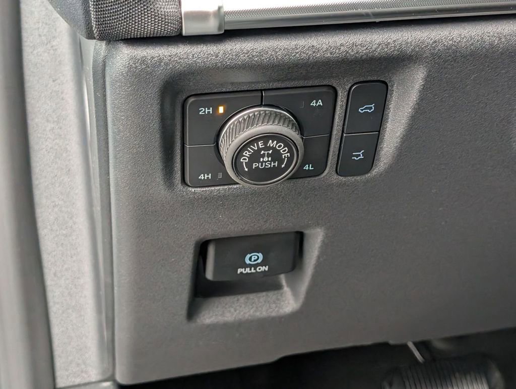 New 2026 Ford Expedition Tremor image 42