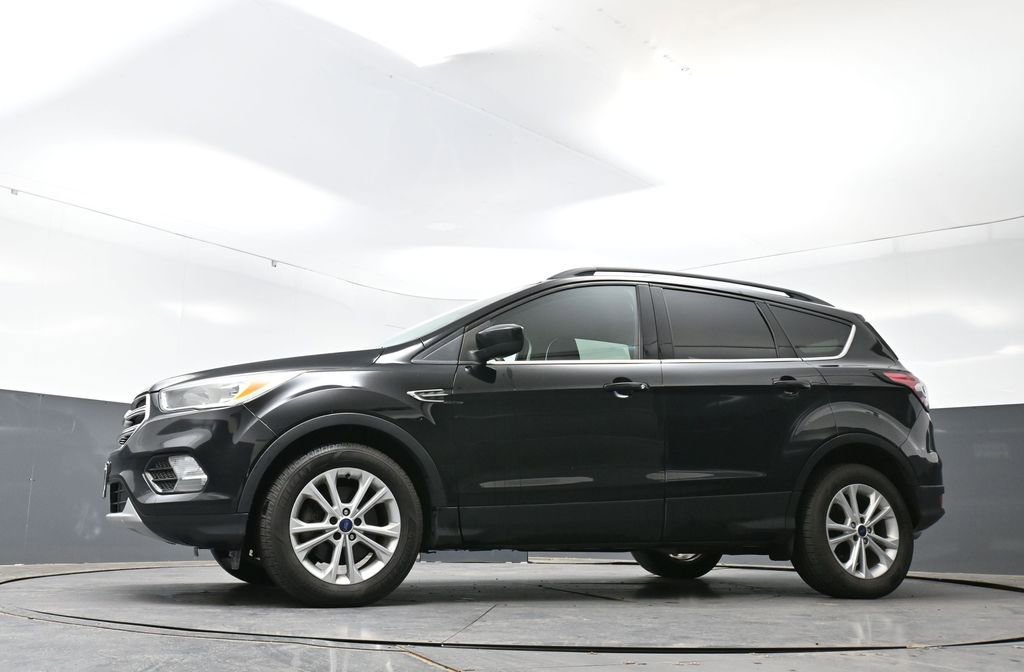 Used 2017 Ford Escape SE AWD/4WD image 49