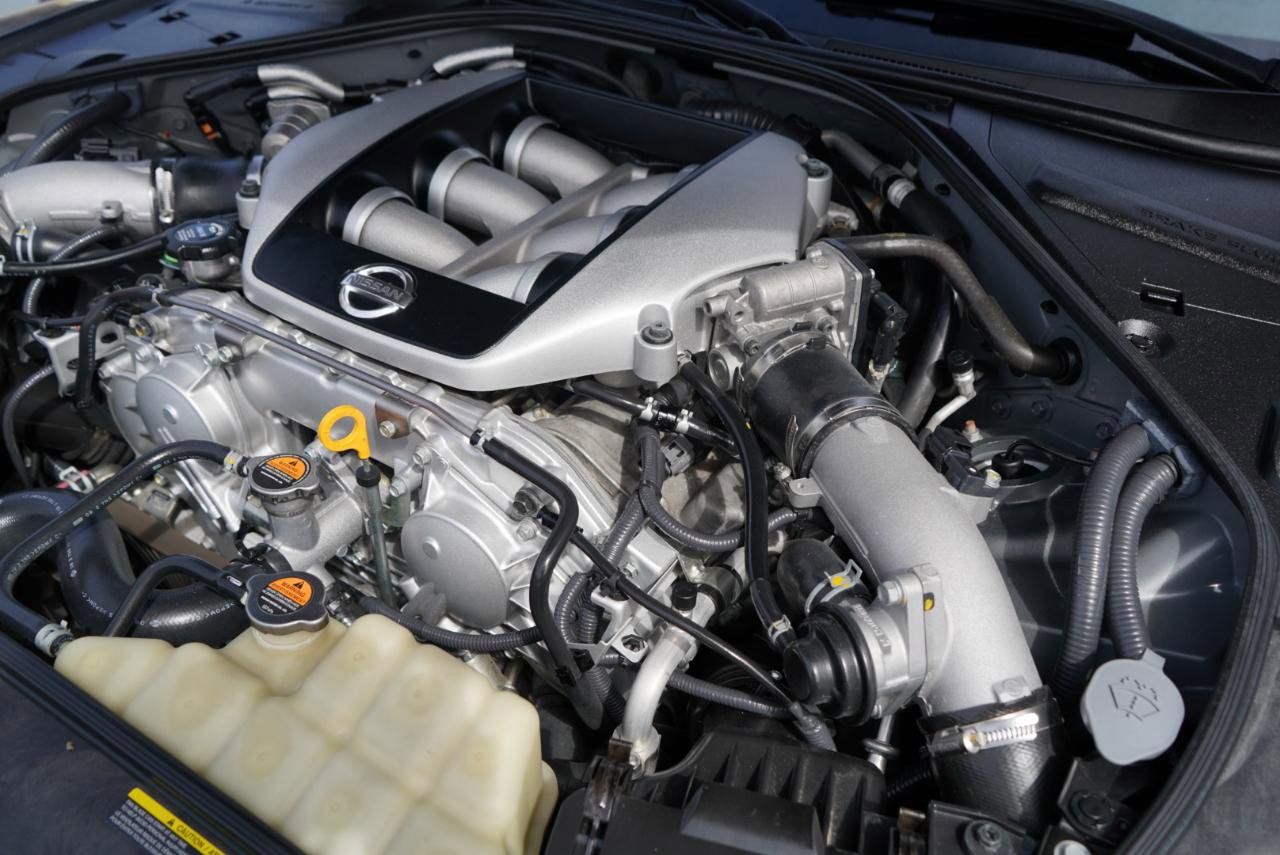 Used 2010 Nissan GT-R Premium image 72