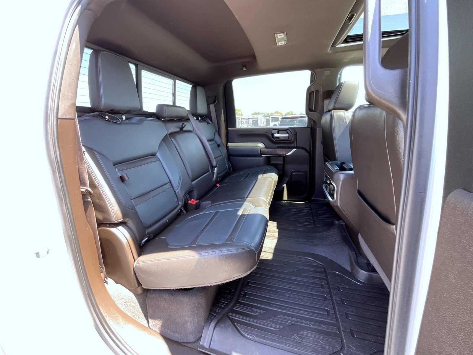 Used 2020 GMC Sierra 2500 Denali w/ Denali Ultimate Package AWD/4WD image 18
