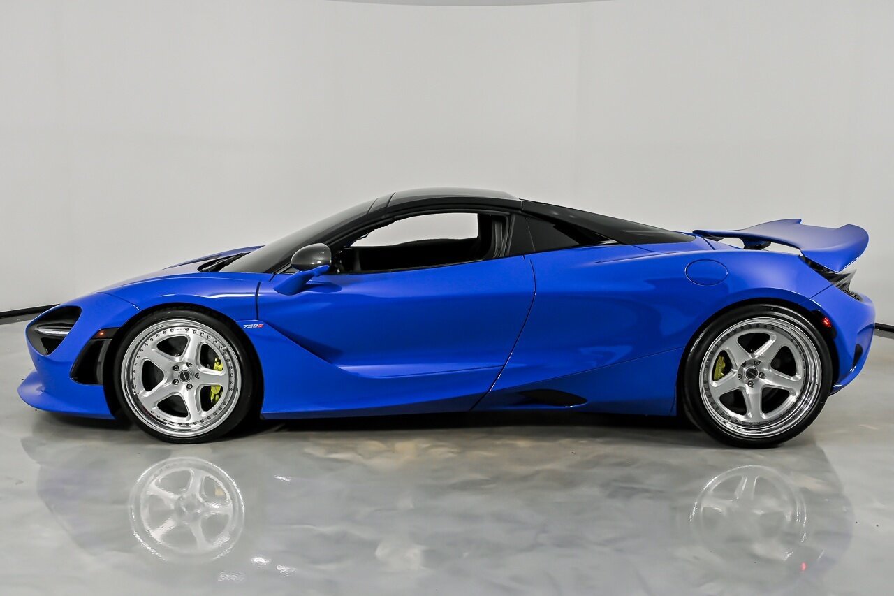 Used 2024 McLaren 750S Spider RWD image 21