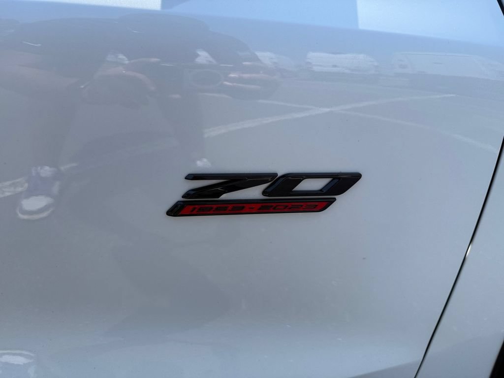 Used 2023 Chevrolet Corvette Stingray Premium Cpe w/ Z51 Performance Package RWD image 29