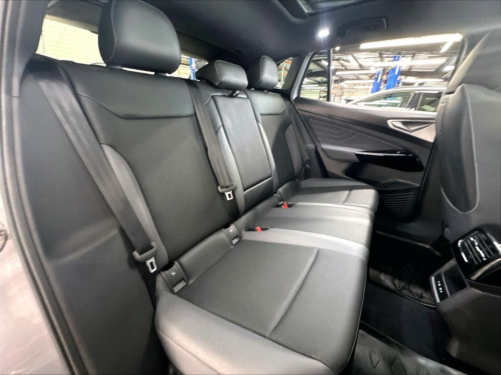 Used 2023 Volkswagen ID.4 Pro S AWD/4WD image 28