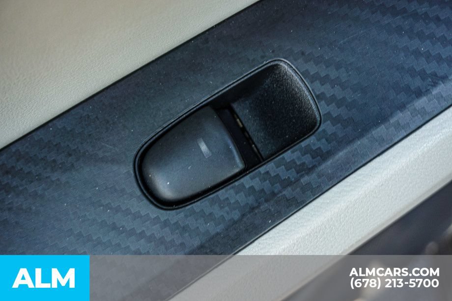 Used 2025 Nissan Altima 2.5 SV FWD image 47