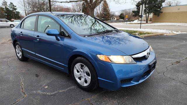Used 2010 Honda Civic DX-VP image 12