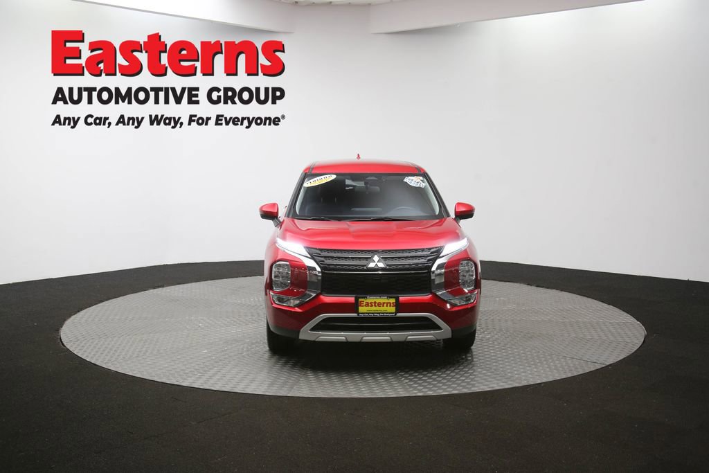 Used 2023 Mitsubishi Outlander SE image 51