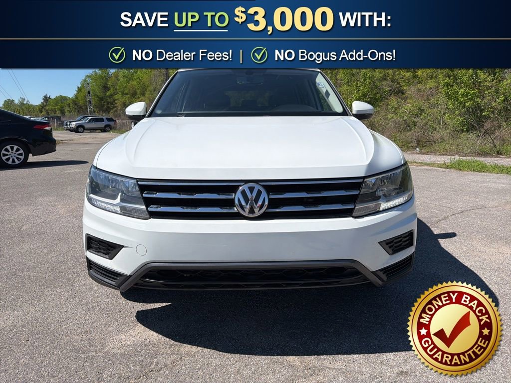 Used 2021 Volkswagen Tiguan SE w/ Panoramic Sunroof Package image 2