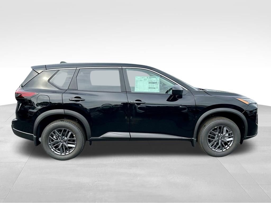 New 2026 Nissan Rogue S image 5