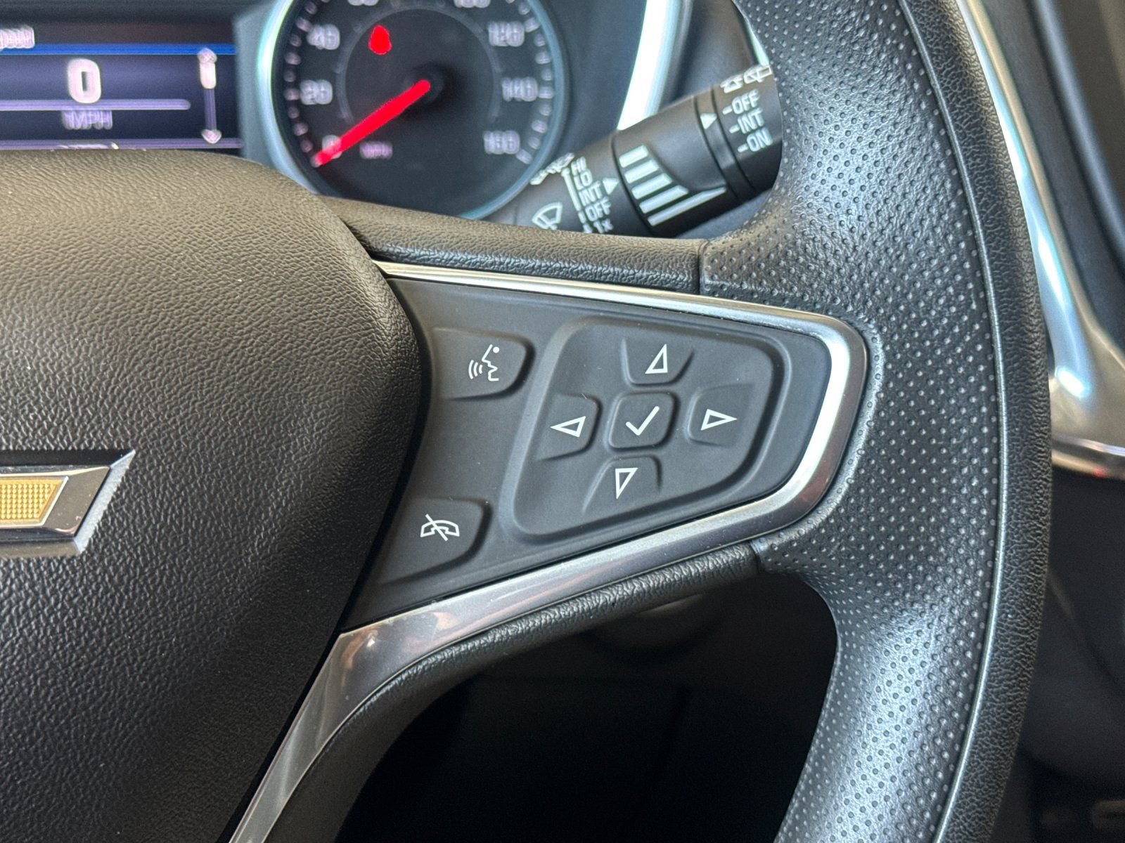 Used 2019 Chevrolet Equinox LT AWD/4WD image 29