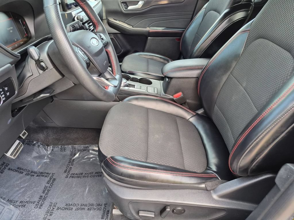 Used 2024 Ford Escape ST-Line FWD image 13
