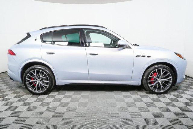 New 2026 Maserati Grecale Folgore AWD/4WD image 34