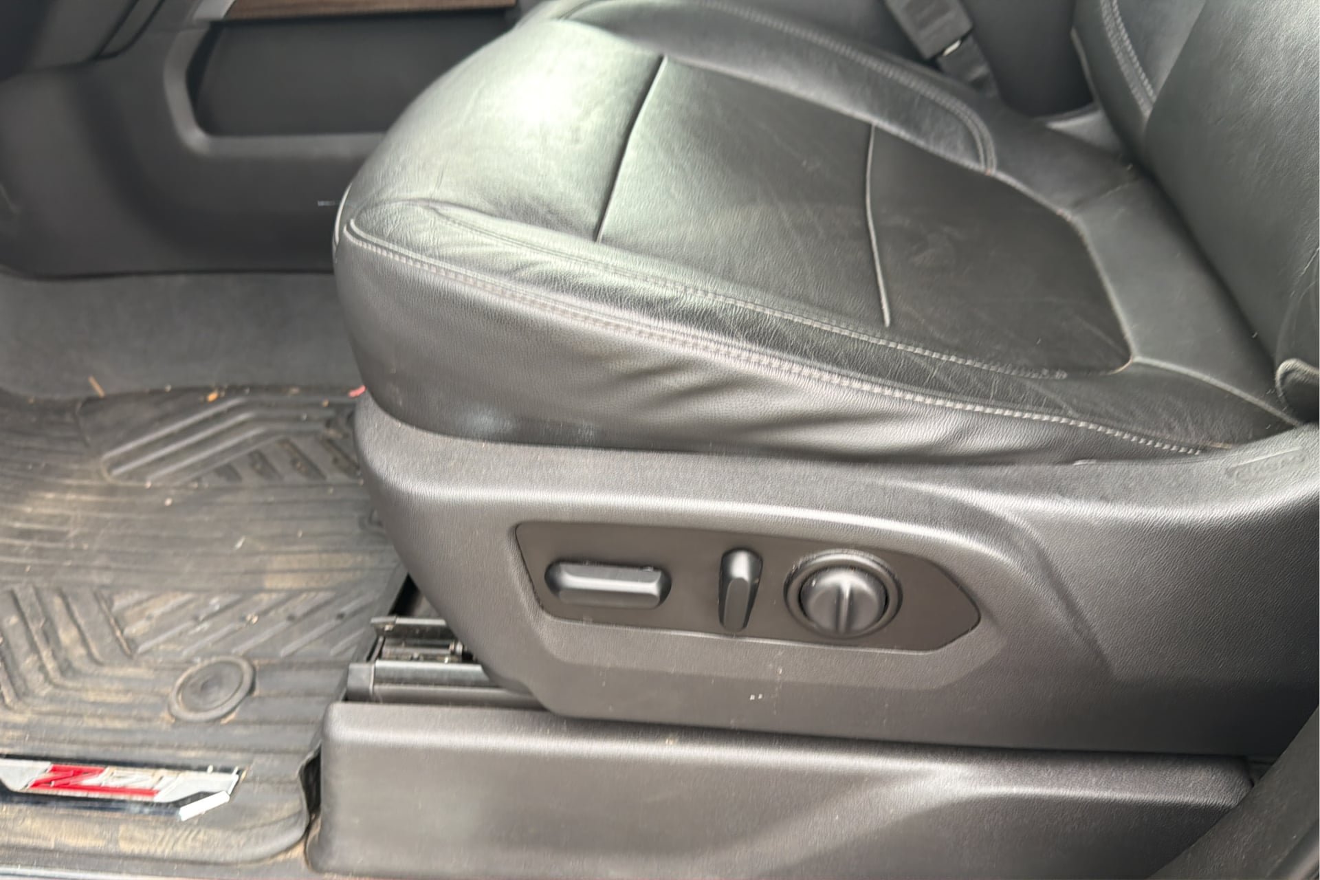 Used 2020 Chevrolet Silverado 1500 LT Trail Boss AWD/4WD image 20