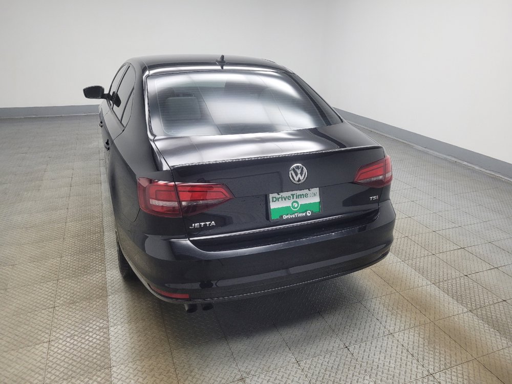 Used 2016 Volkswagen Jetta Sport w/ Lighting Package FWD image 6