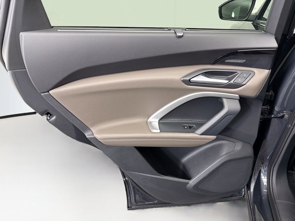 Used 2025 Audi Q5 Premium Plus w/ Premium Plus image 26